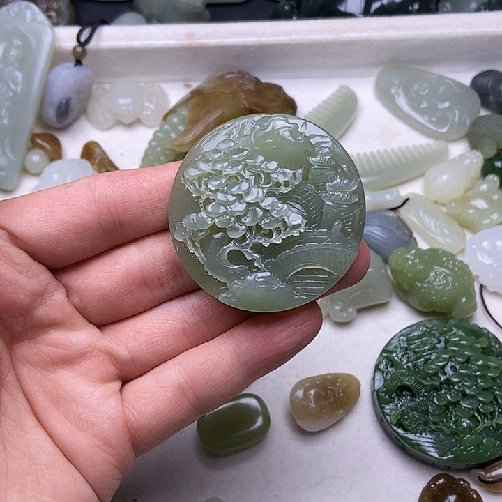 未镶嵌和田玉挂件