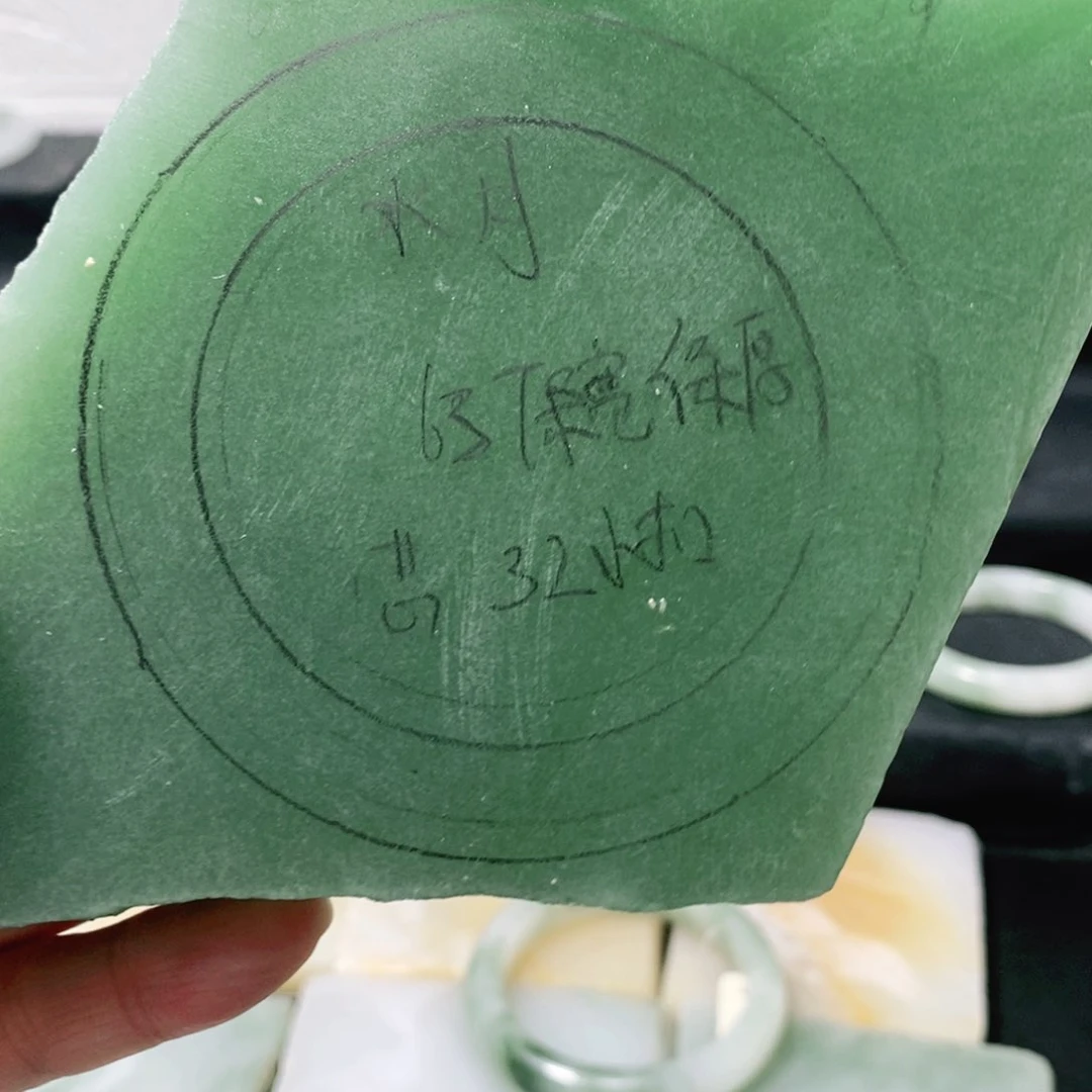 水***月东陵石手镯未镶嵌定制