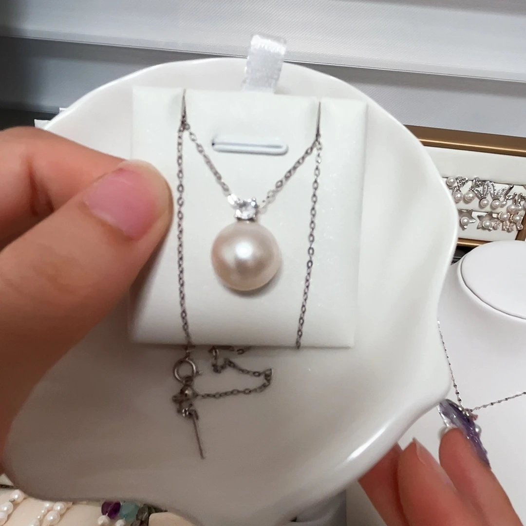 小****淡水珍珠银S925镶嵌颈饰