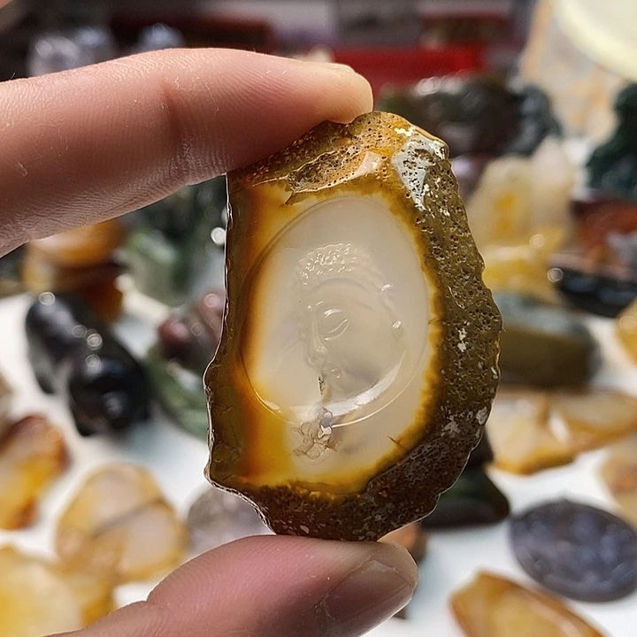 未镶嵌颈饰玛瑙/玉髓