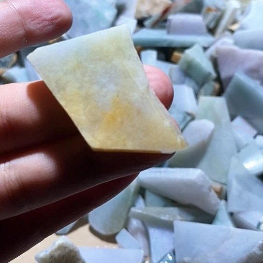 散珠翡翠边角料130