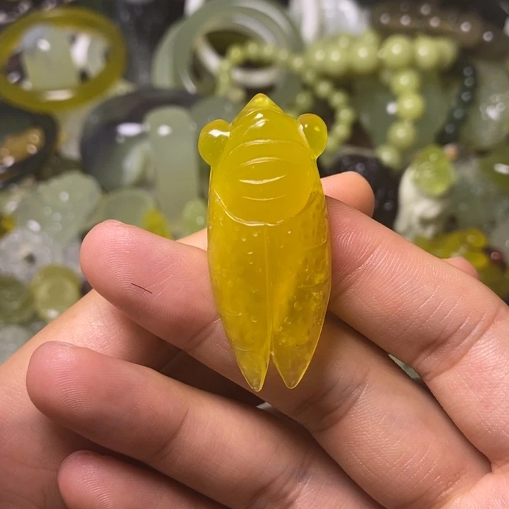 岫玉岫玉颈饰未镶嵌