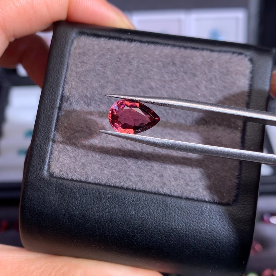 未镶嵌珠宝奇石碧玺2.4ct