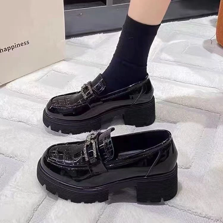 真软皮英伦风圆头小皮鞋女百搭2025春季新款厚底水钻乐福鞋