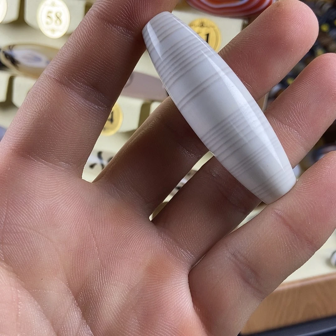 未镶嵌颈饰玛瑙/玉髓