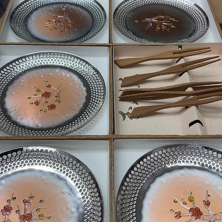 用***1满25包邮。 不退不换.中古品默认瑕疵