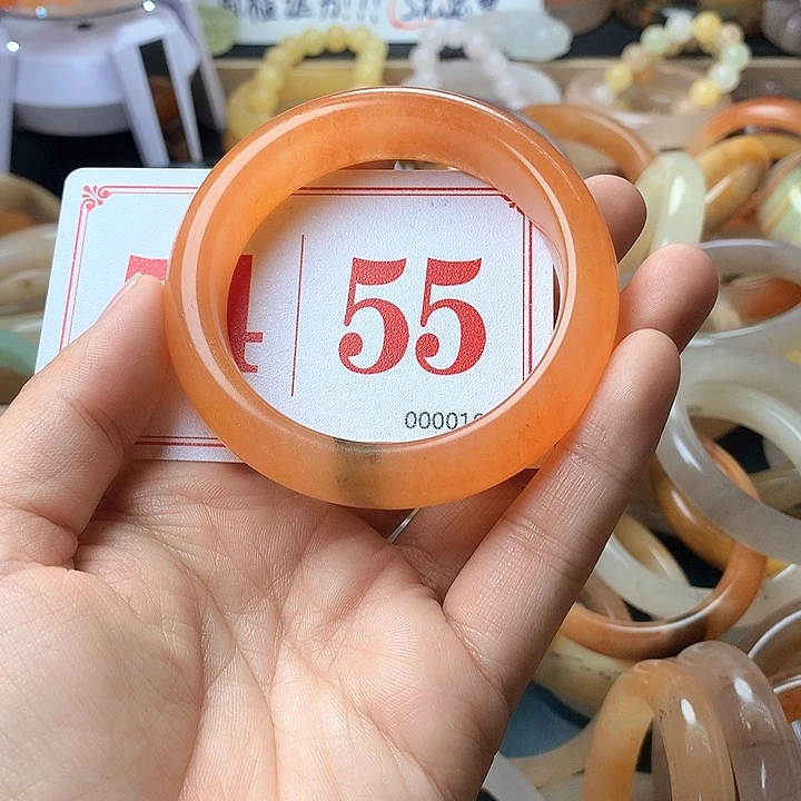 石英质玉（黄龙玉）未镶嵌手镯
