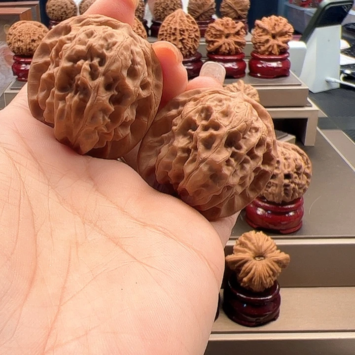 文玩核桃把件38 磐石 v-079