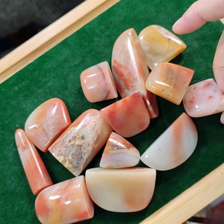 老挝石最粗vuuvuv聚聚vu加不加姐姐