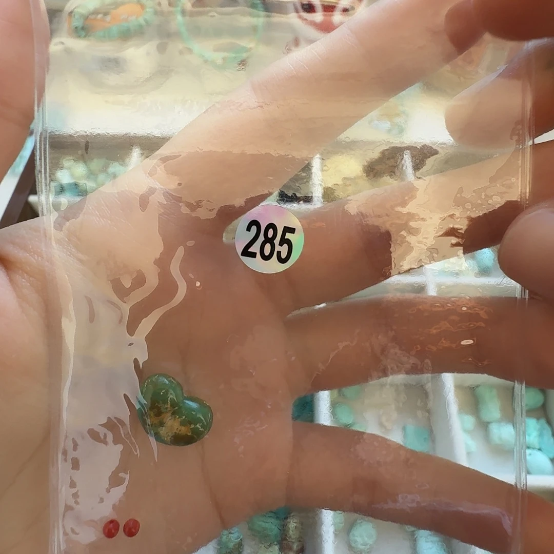 未镶嵌南红玛瑙珠宝奇石