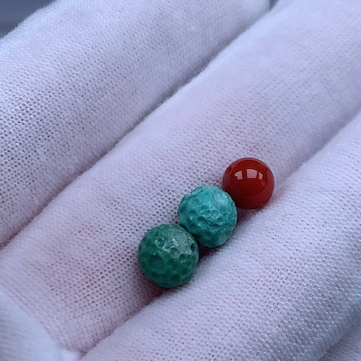 南红玛瑙未镶嵌珠宝奇石