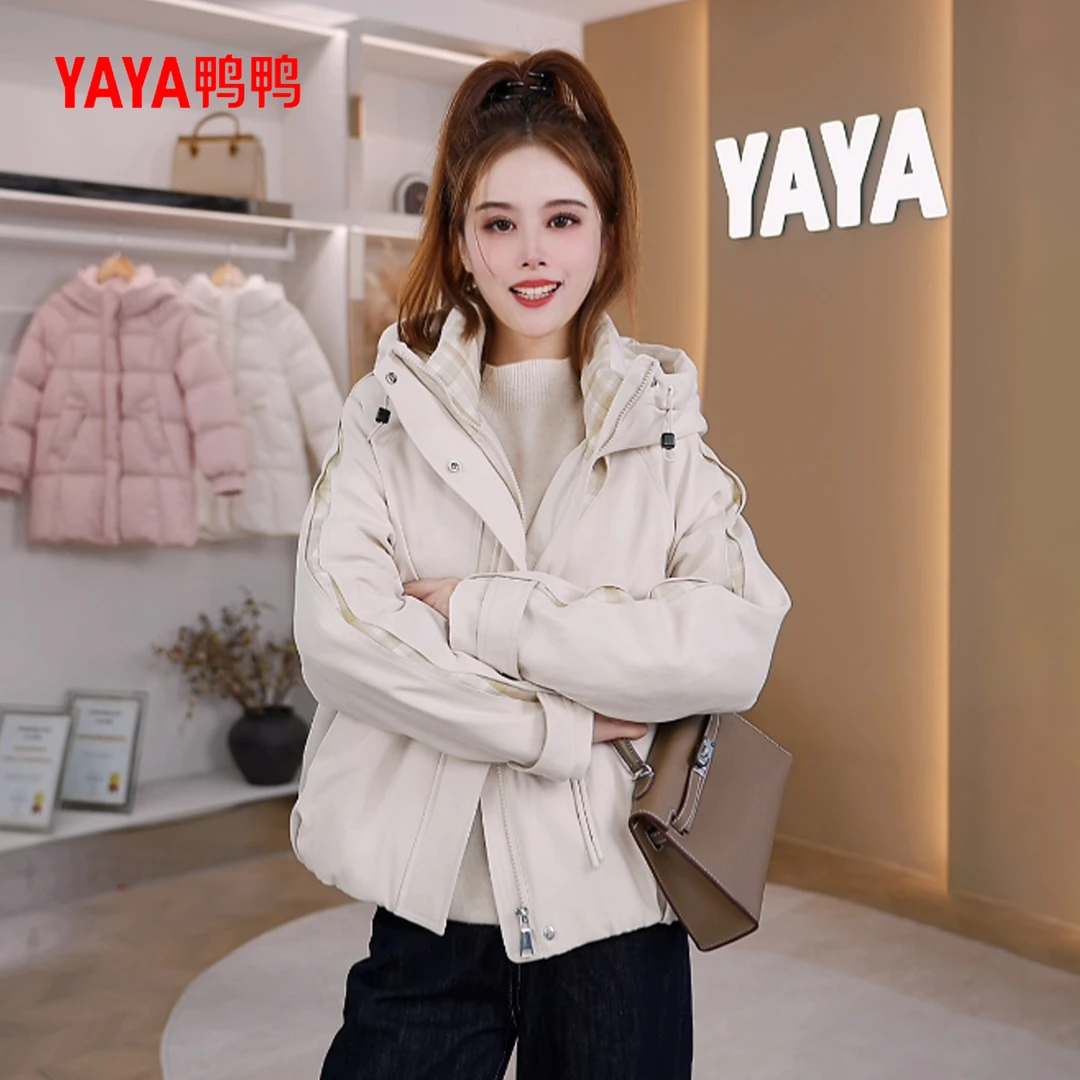 YAYA/鸭鸭羽绒服女保暖短款时尚带帽冬装小个子拉链百搭简约冬季