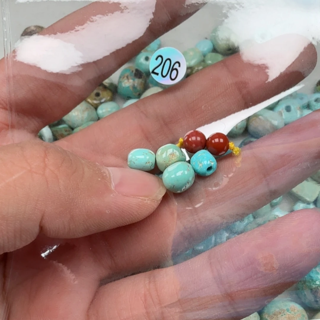 南红玛瑙未镶嵌珠宝奇石