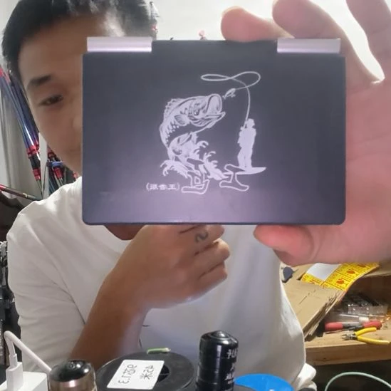 夜***星4.3双芯片王者版显示屏工匠。