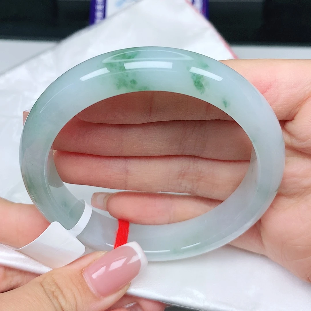 未镶嵌手镯翡翠59圈糯化飘花