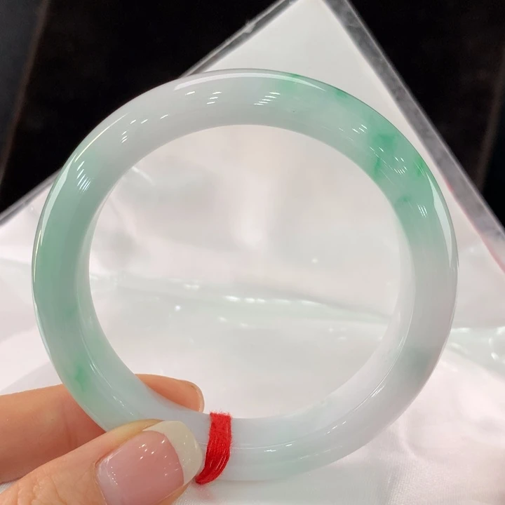 翡翠手镯未镶嵌111-2393
