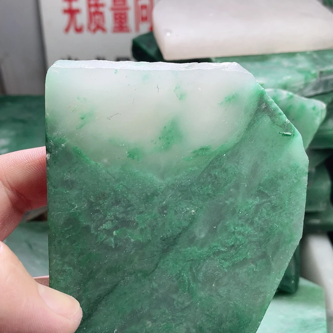 定制石英质玉（非洲翠）