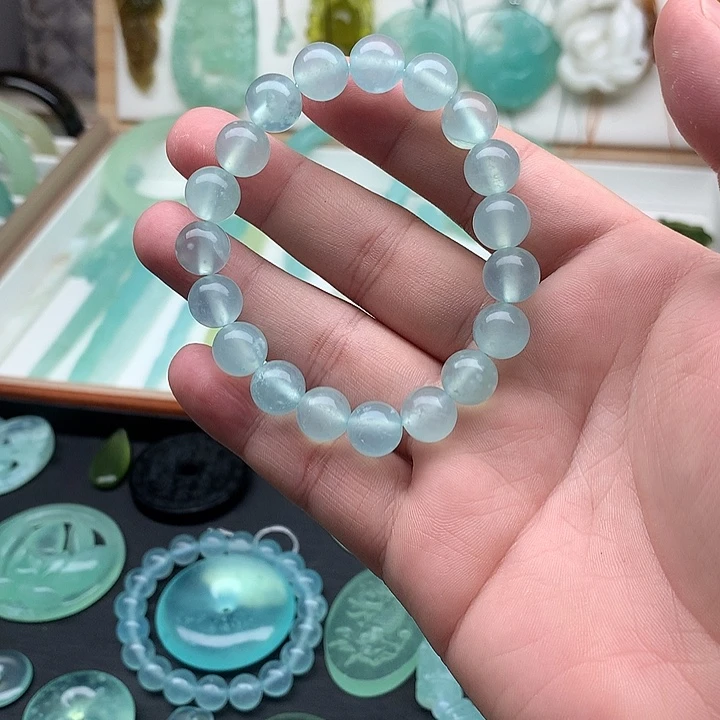 岫玉未镶嵌颈饰手链