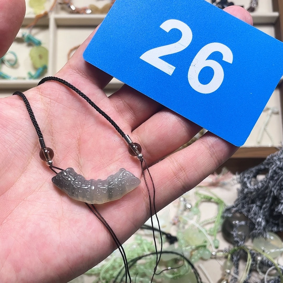 C***e合金蛇纹石玉颈饰