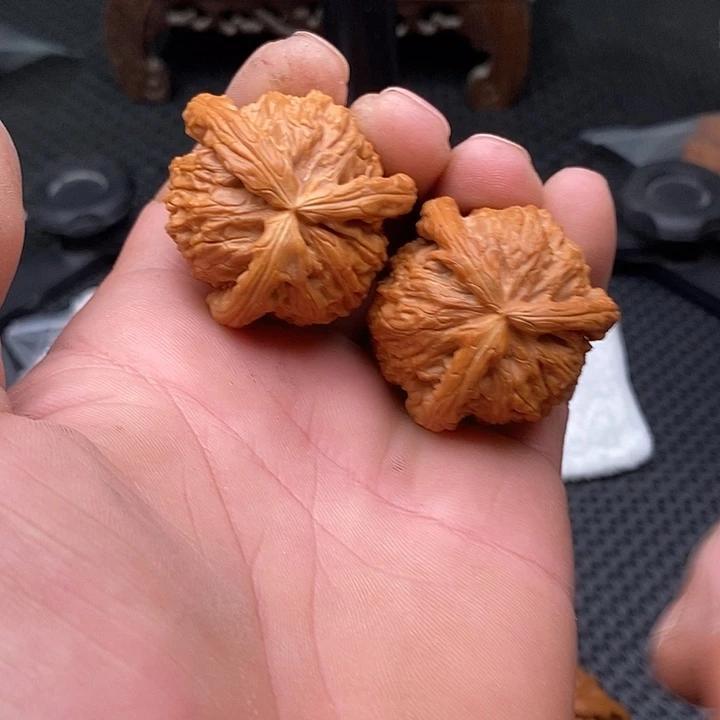 核桃手串/手链拼接白狮子18