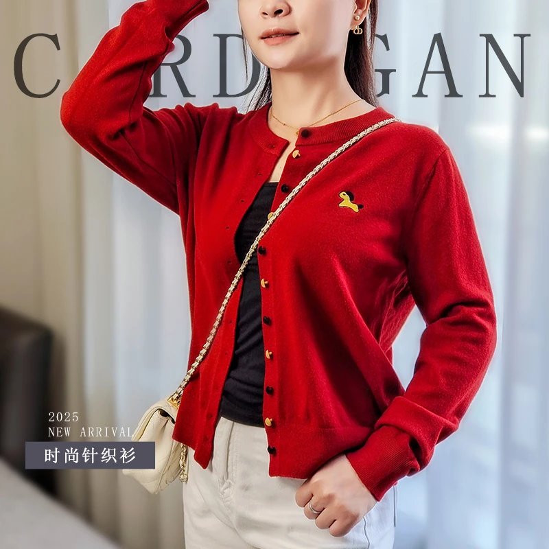 常规刺绣薄款圆领女短款毛针织衫春秋季时尚针织衫