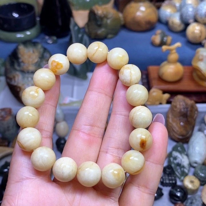 蛇纹石玉未镶嵌花玉卡12