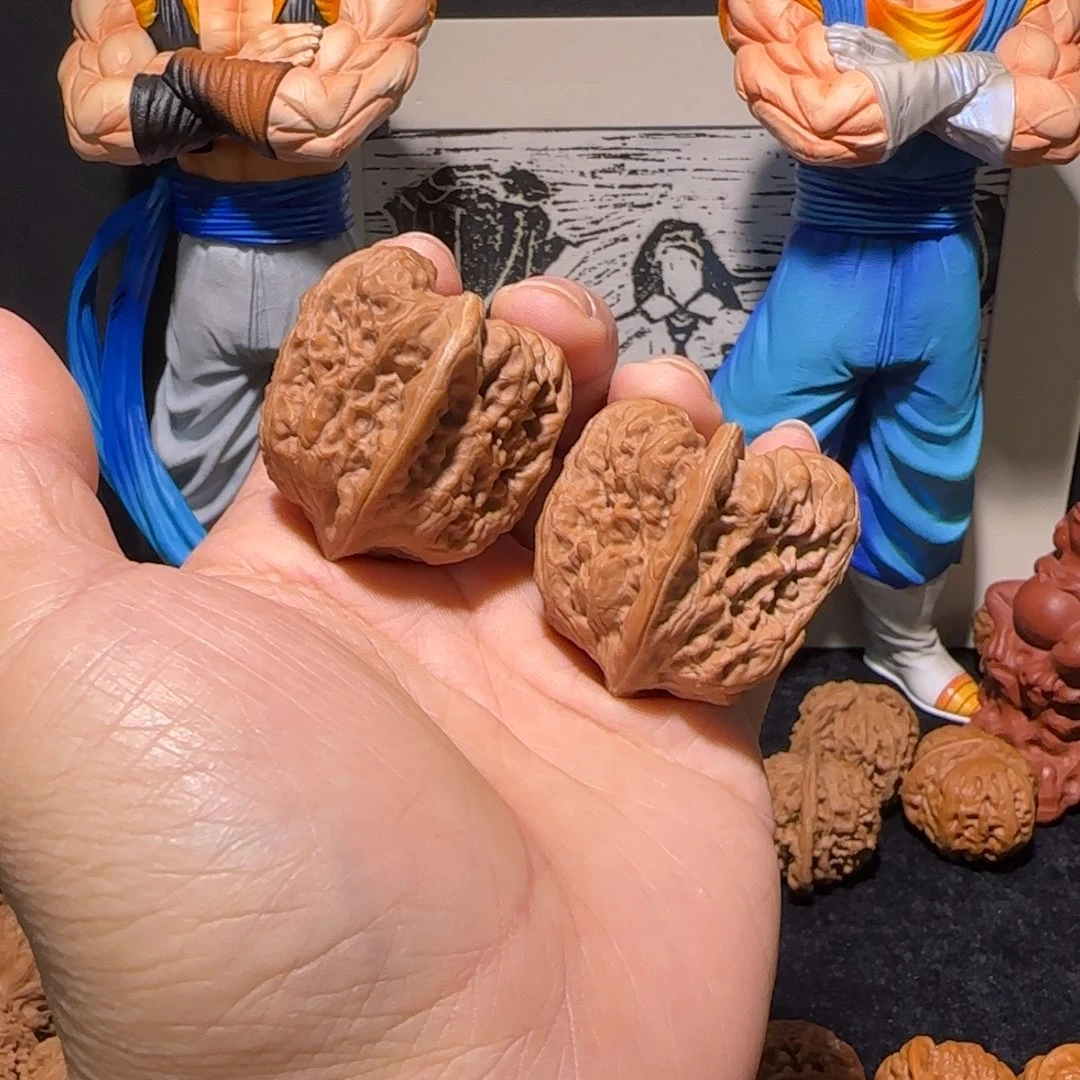 文玩核桃吊坠39平谷凹底全品