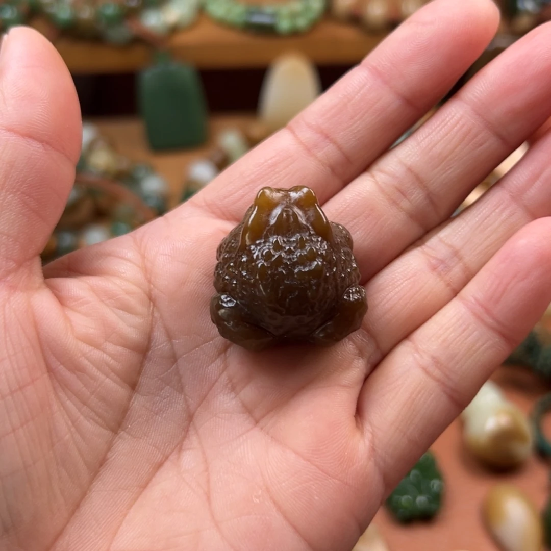 青***颜和田玉未镶嵌颈饰