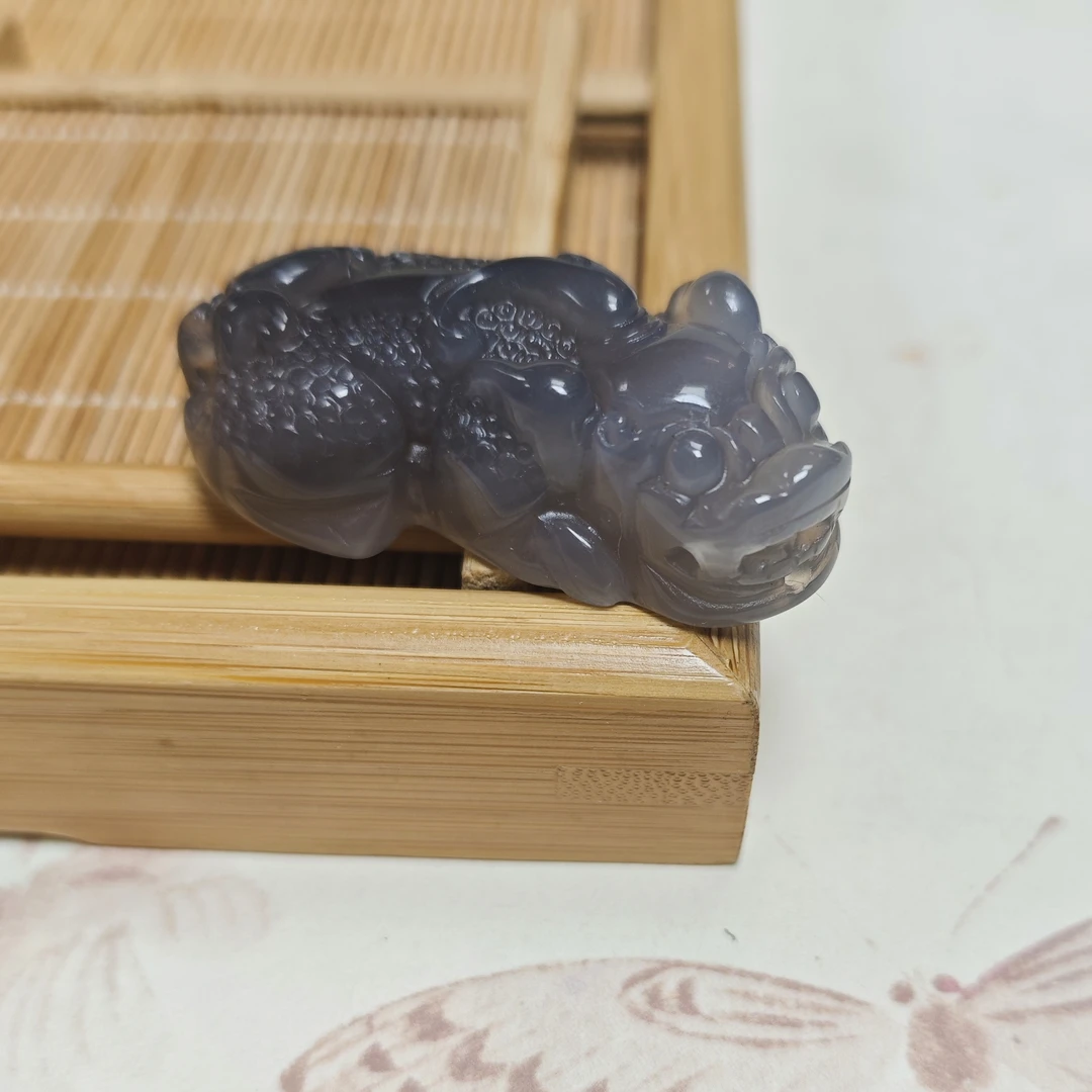 黑冰玛瑙貔貅挂件77(多样性发)