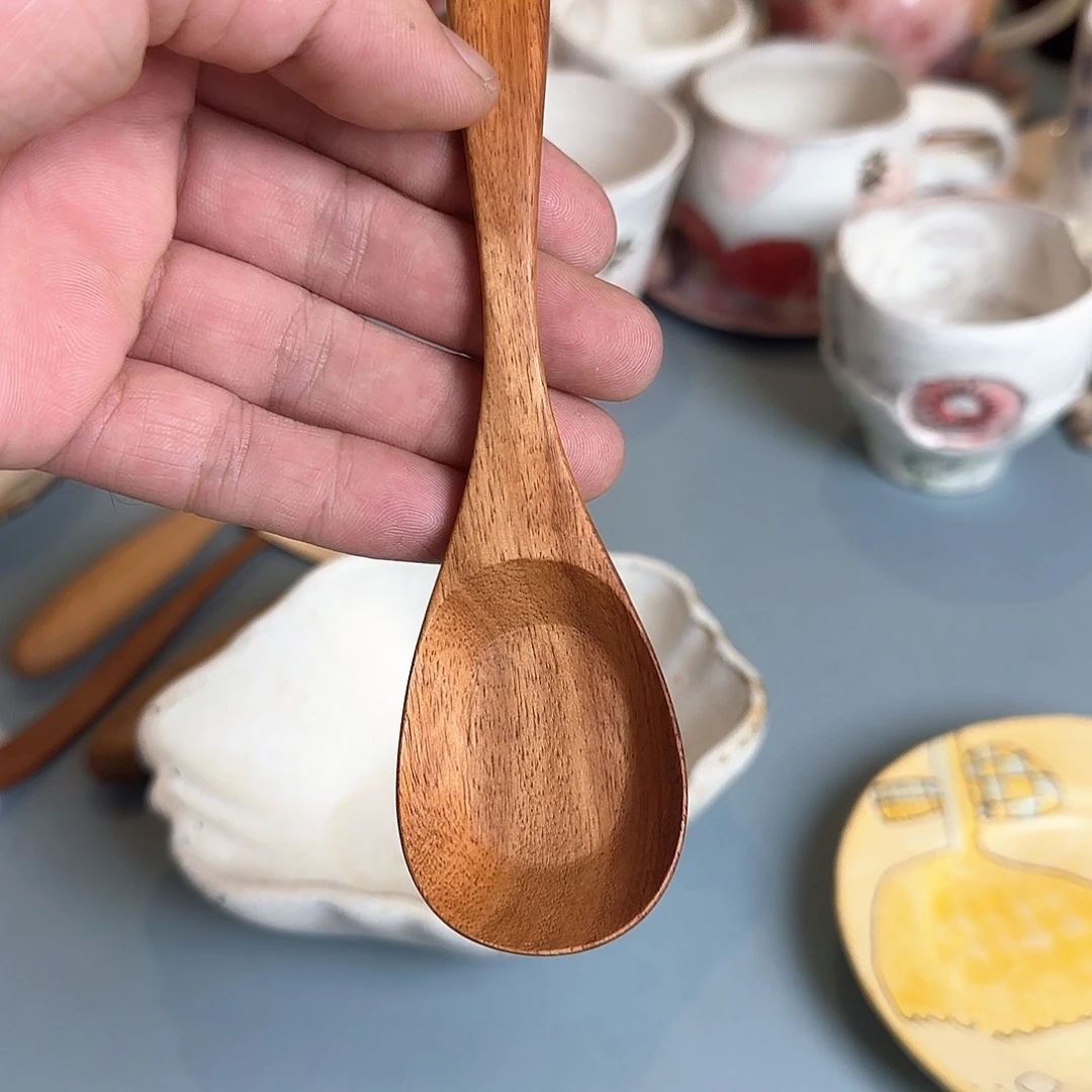 烈***歌茶盏在家待一年饭还