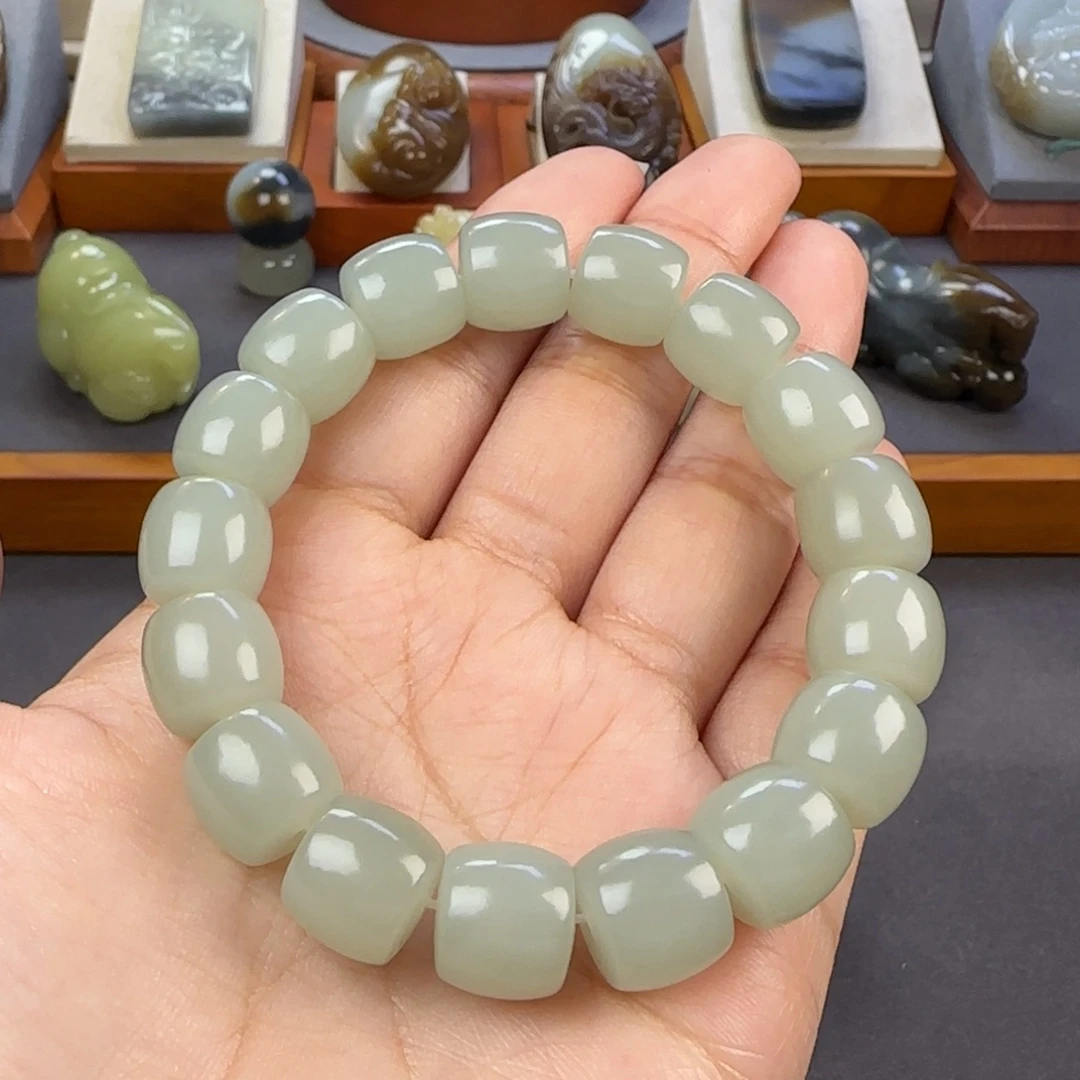 定制和田玉未镶嵌和田玉