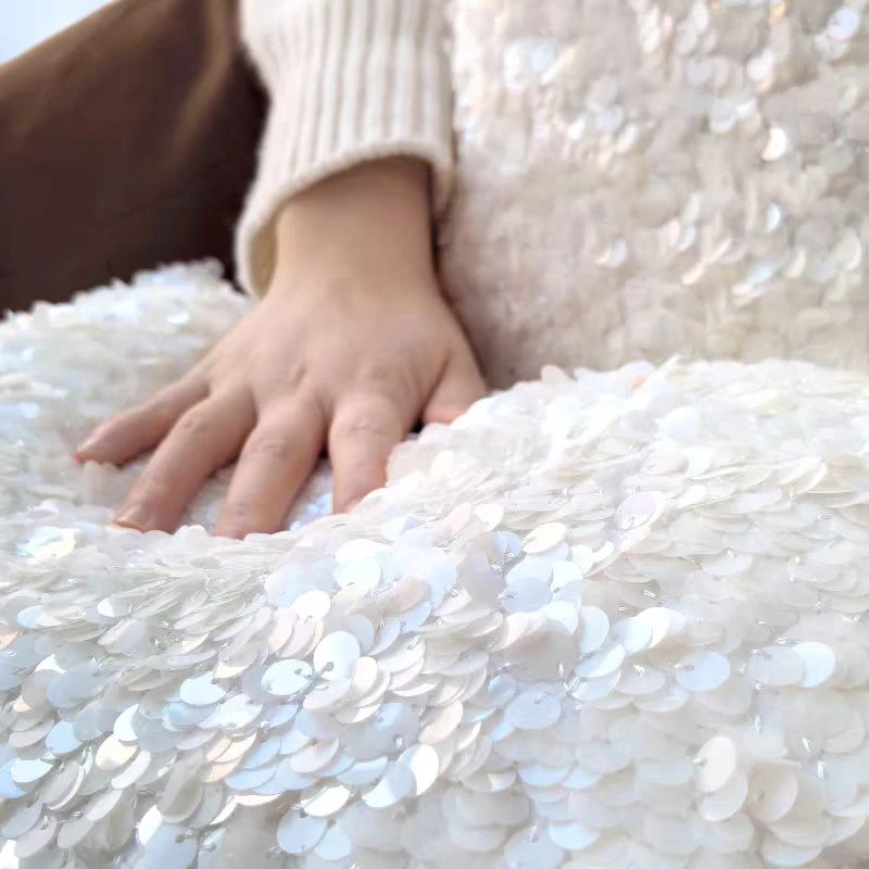 奶油风鱼鳞片亮片抱枕ins风少女亮片闪高端抱枕美容院样板间抱枕