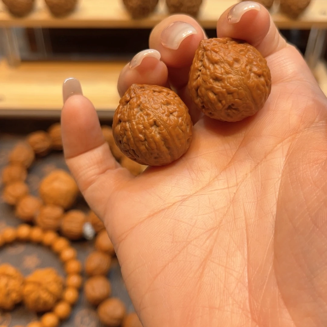 文玩核桃把件小水滴