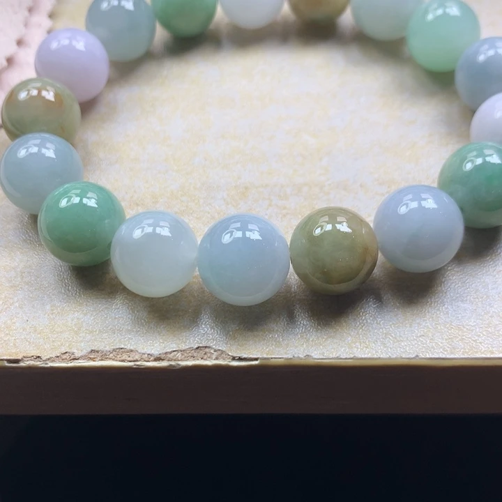 翡翠颈饰未镶嵌吊坠