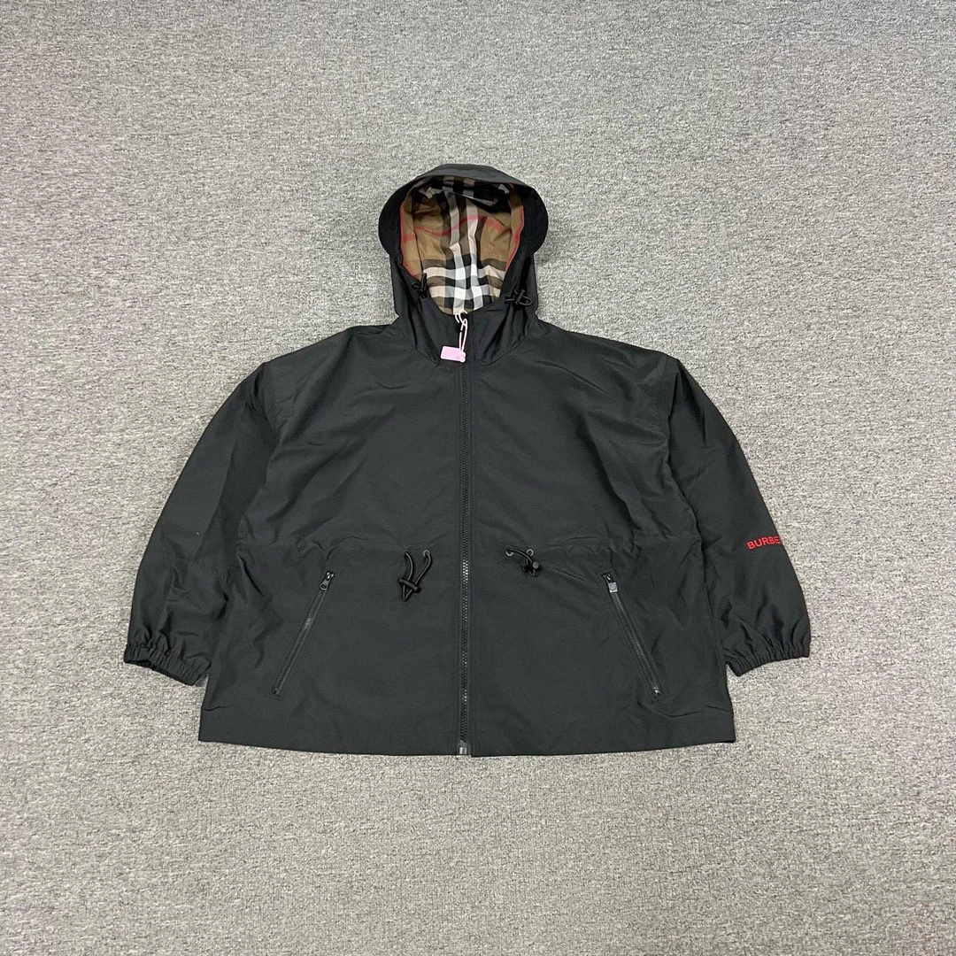 99新 AMIPARIS Burberry 黑色 冲锋衣uk6