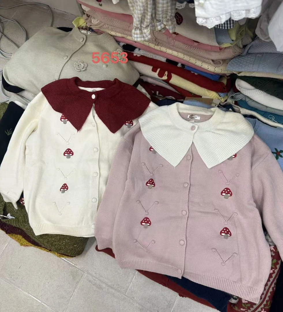 米多多 MM#5653#大领绣花毛衣 KC