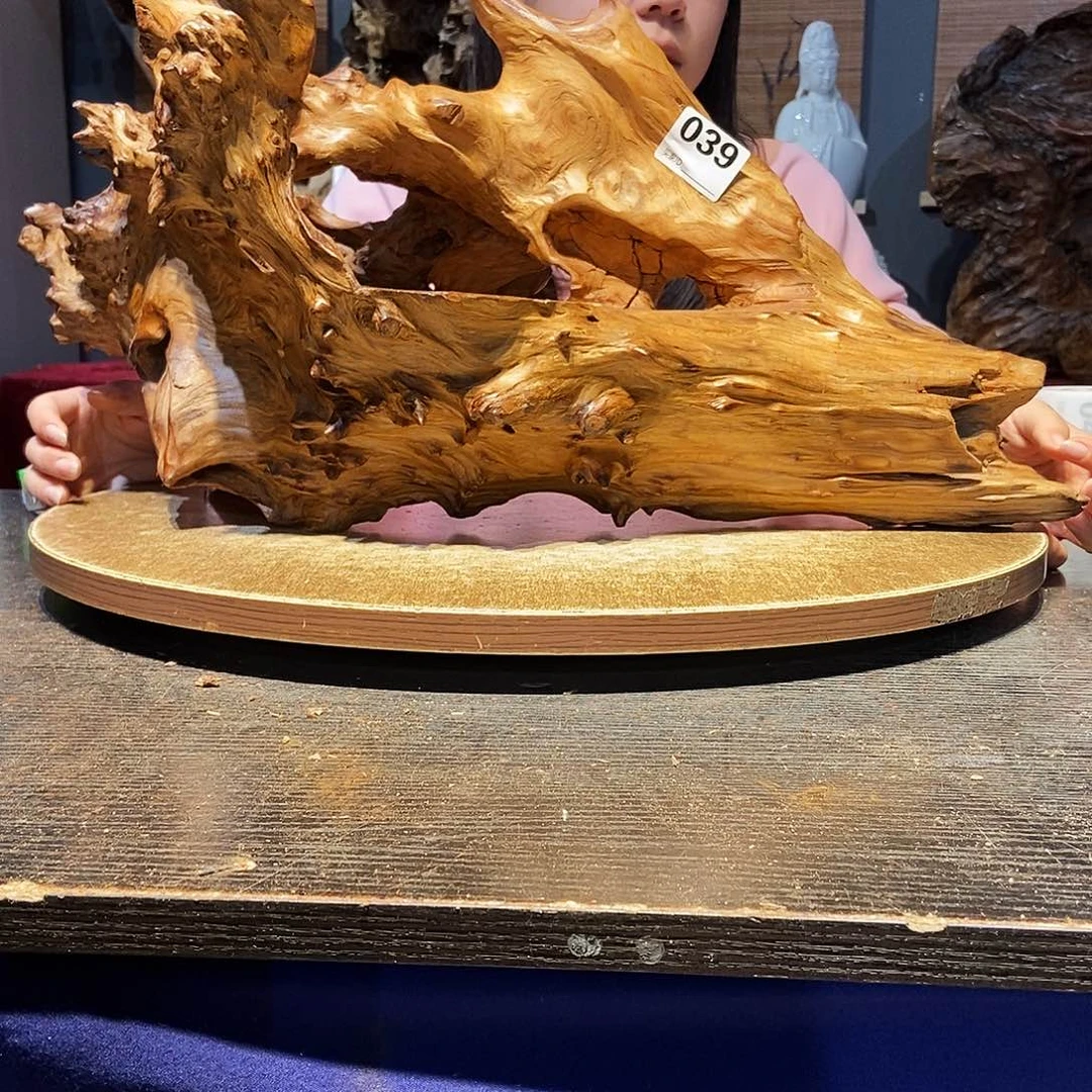 肇***馆039株木随行的小根艺