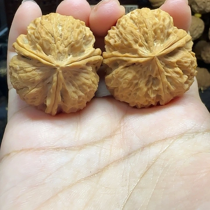 吊坠文玩核桃37花中花