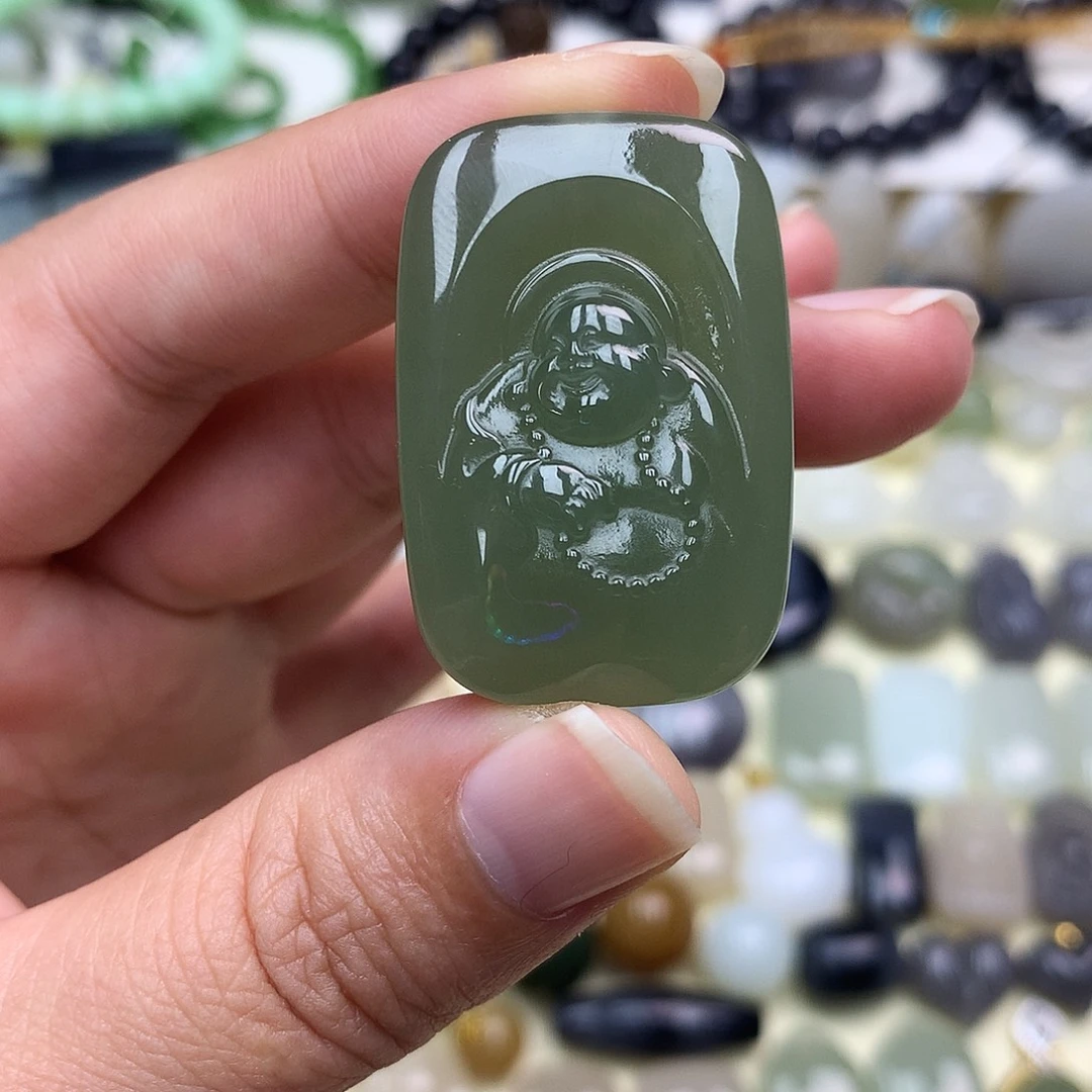 和田玉18K金镶嵌颈饰