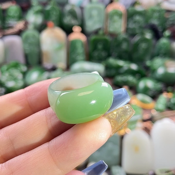 和田玉戒指未镶嵌