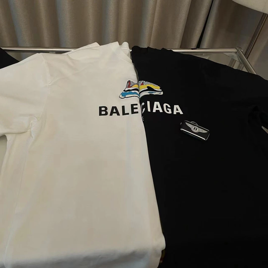 【A】春夏男女同款潮牌宽松圆领T恤牙刷绣时尚轻奢短袖