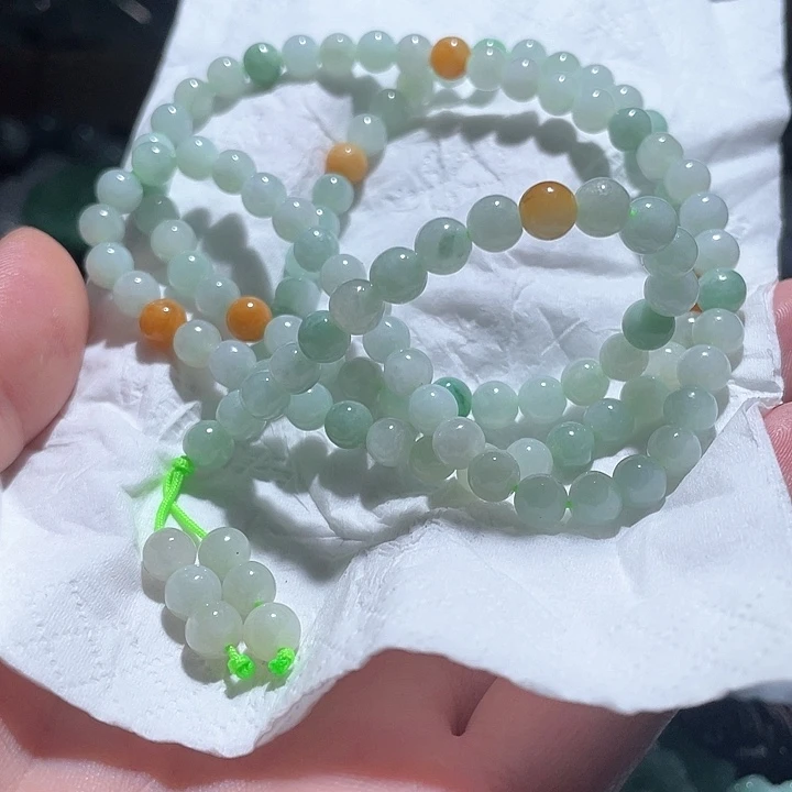 翡翠未镶嵌颈饰天