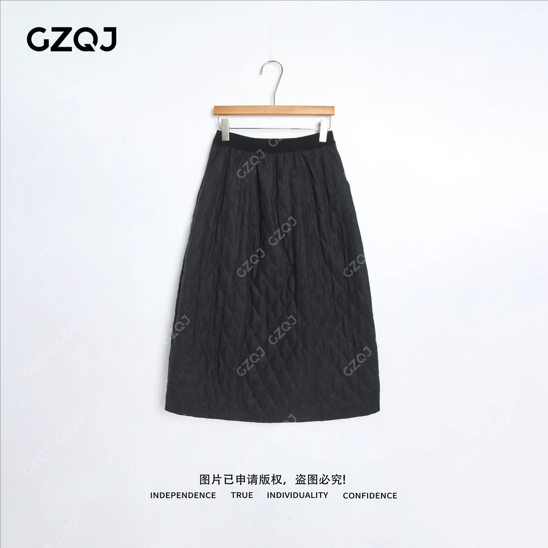 老琴私服【简律通勤】菱格A字半身裙高腰显瘦花苞灯笼裙子女冬 7604