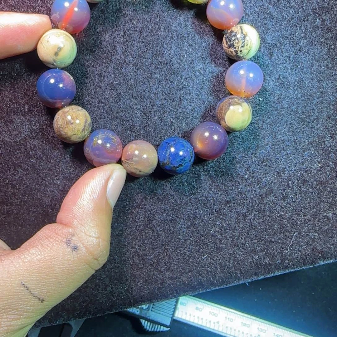 琥珀未镶嵌裸石琥珀