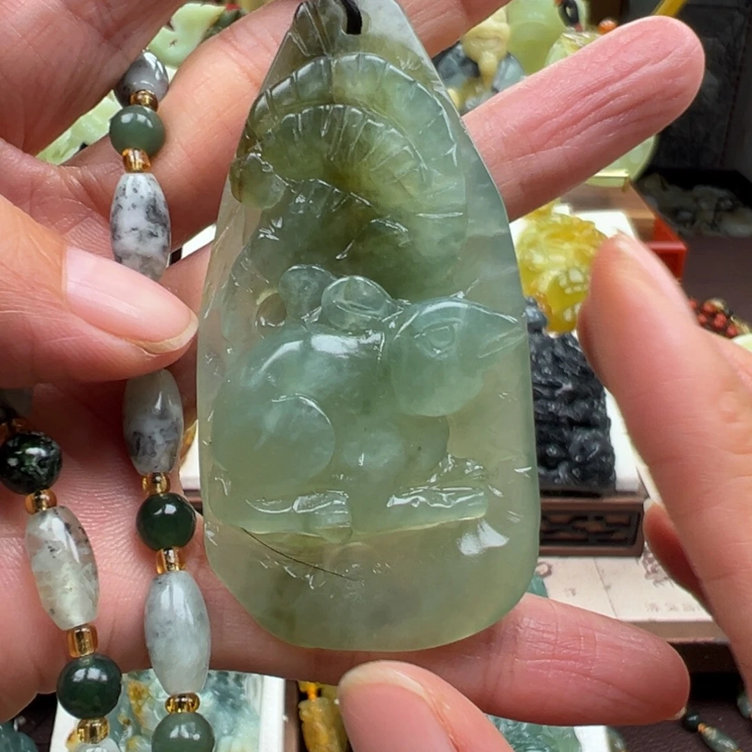 岫玉未镶嵌挂件挂件