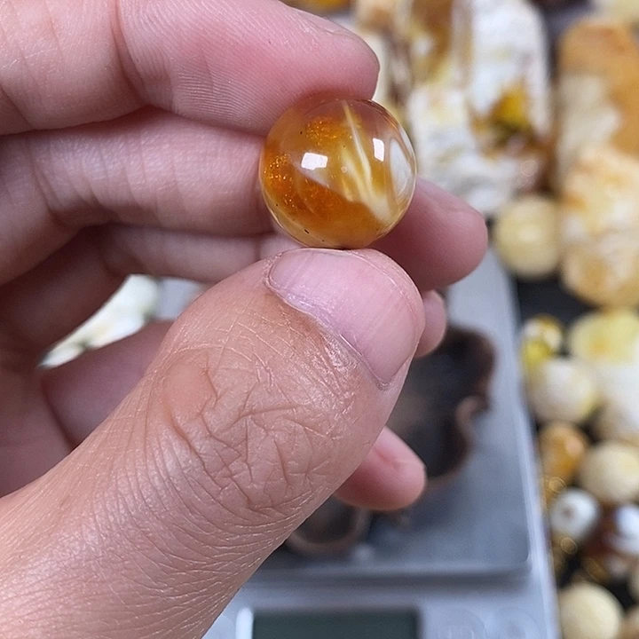 琥珀未镶嵌珠宝奇石我