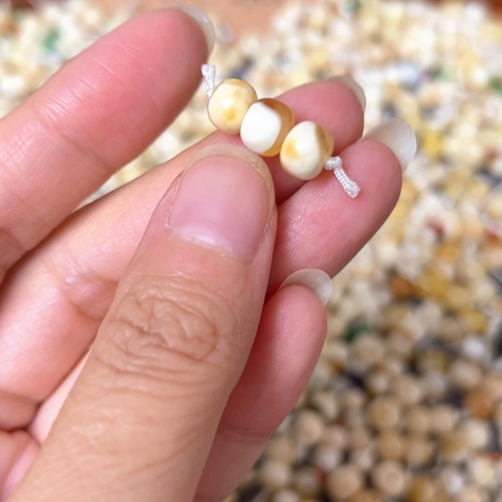 裸石蜜蜡未镶嵌7.3mm一组