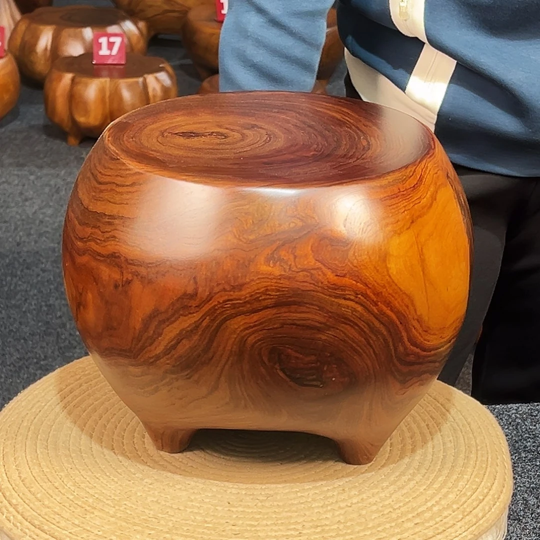 29 号香樟木尺寸：32-32-25cm