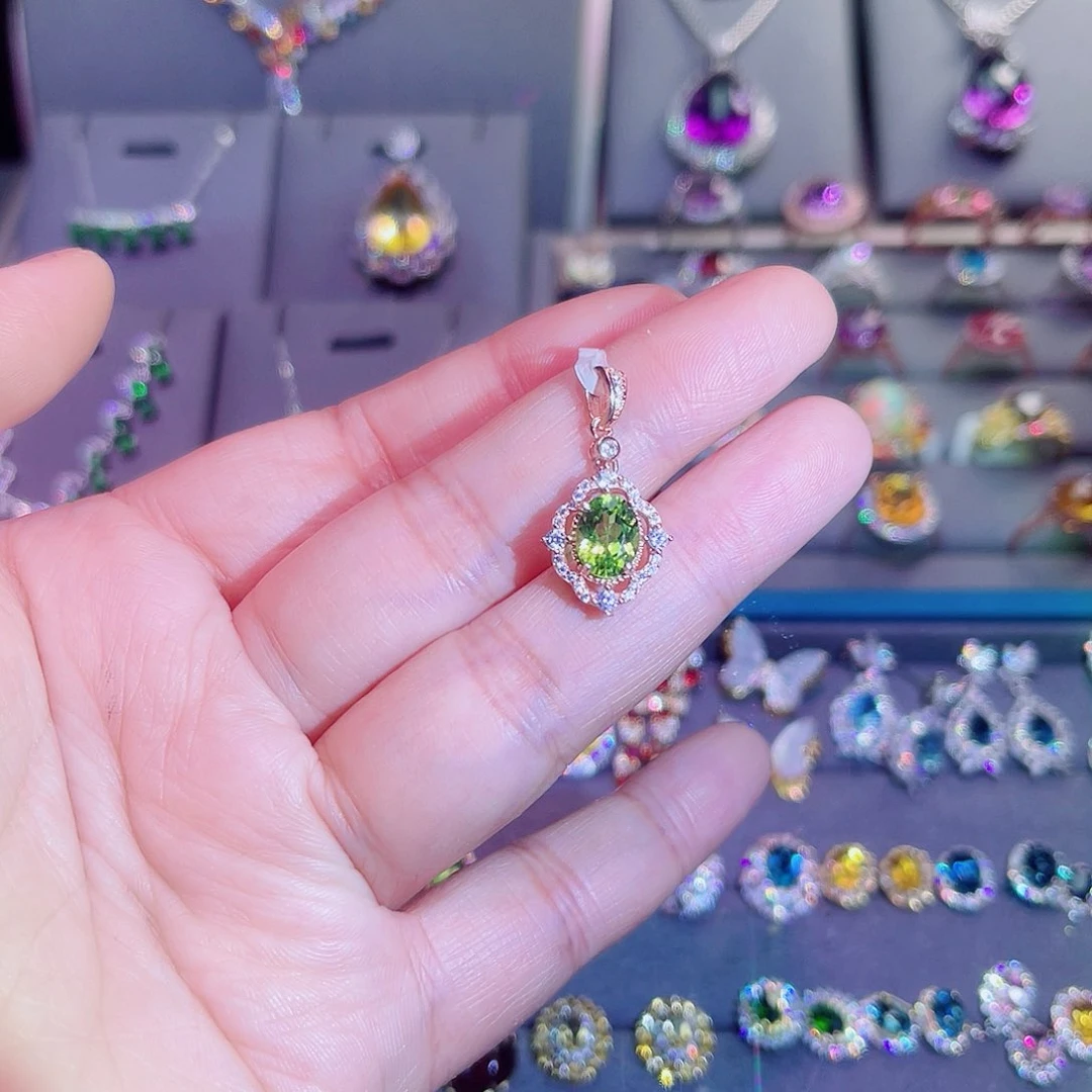 吊坠(赠链)银S925镶嵌橄榄石