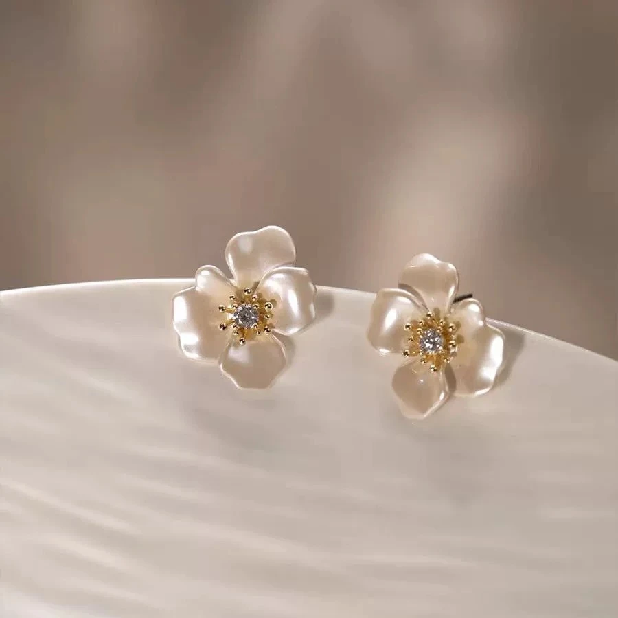 铜合金耳饰 气质轻奢百搭简约优雅精致网红设计师耳环F3255